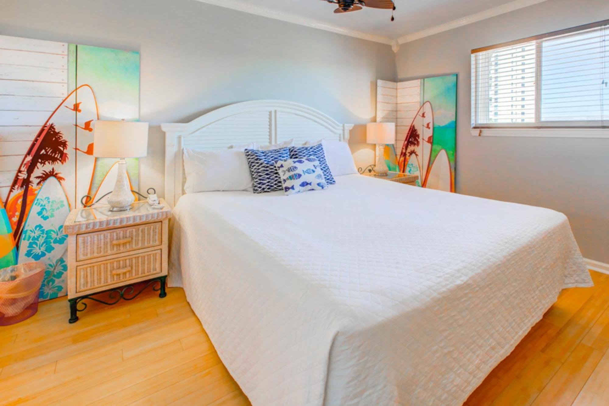 Windancer Condominiums デスティン 部屋 写真